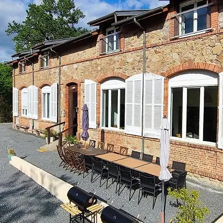 Les Dortoirs De La Bastide Du Puech Хостел