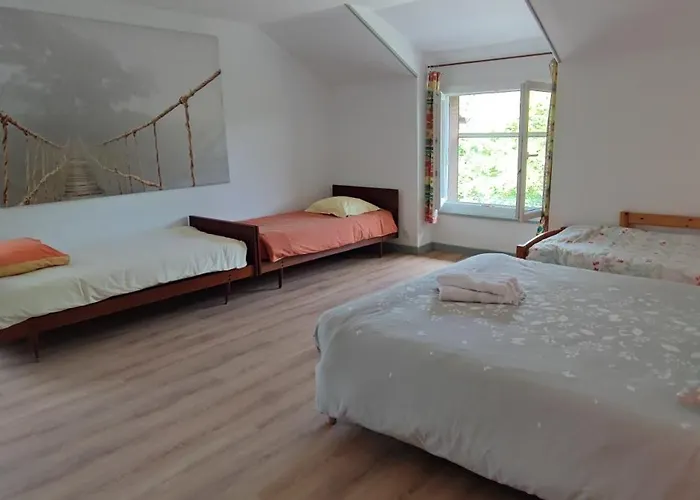 Les Dortoirs De La Bastide Du Puech Hostel Cransac